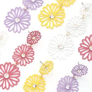 TRIPLE CUT OUT FLOWER DANGLE EARRING