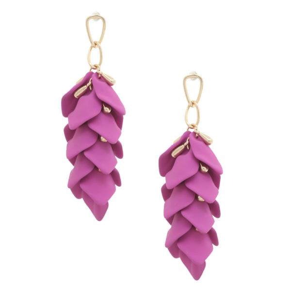 SMOOTH TEXTURE PETAL DANGLE EARRING