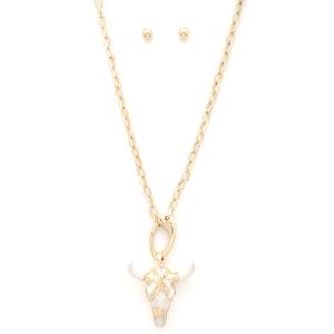 CATTLE SKULL PENDANT OVAL LINK NECKLACE