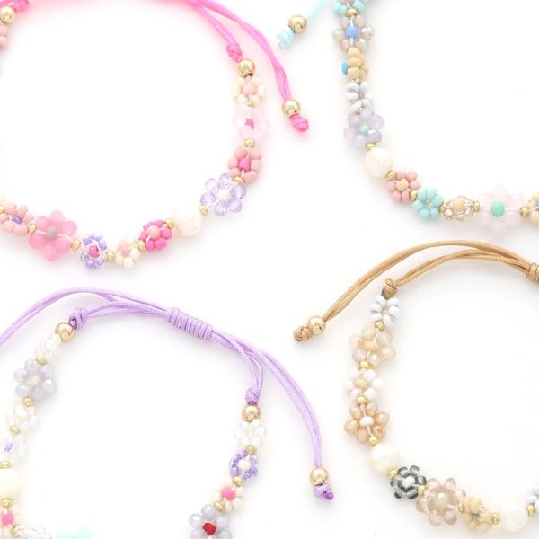 SEED BEAD FLOWER ADJUSTABLE BRACELET