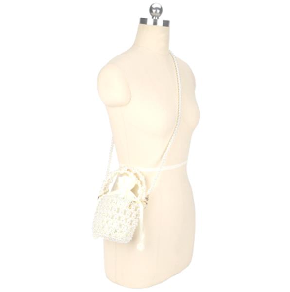 PEARL ALL OVER CHIC HANDLE BAG