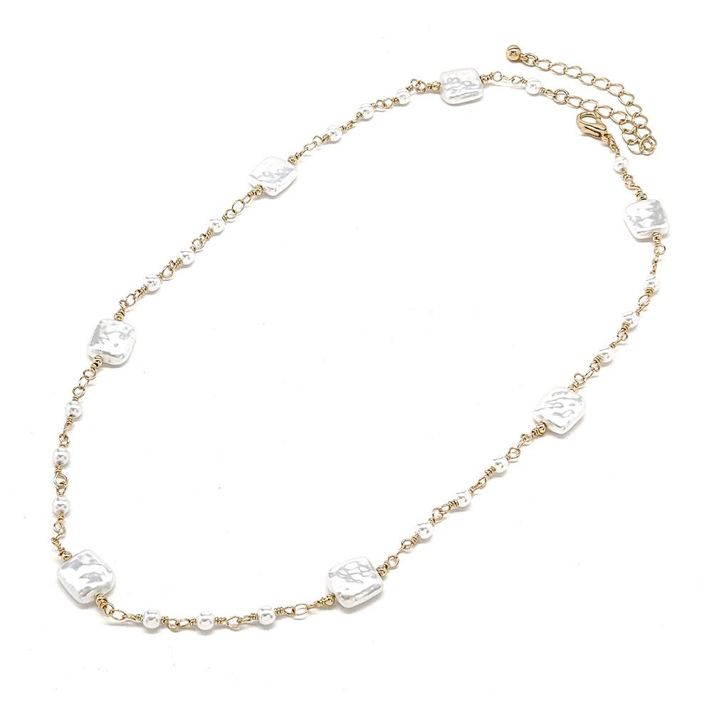 SQUARE PEARL BEAD STATION NECKLACE