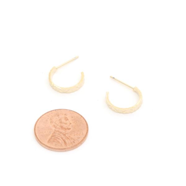 LINED METAL 14K GOLD DIPPED OPEN HOOP EARRING