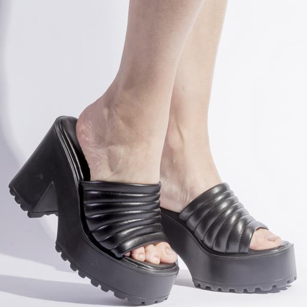 PLATFORM HEEL SLIDE 12 PAIRS