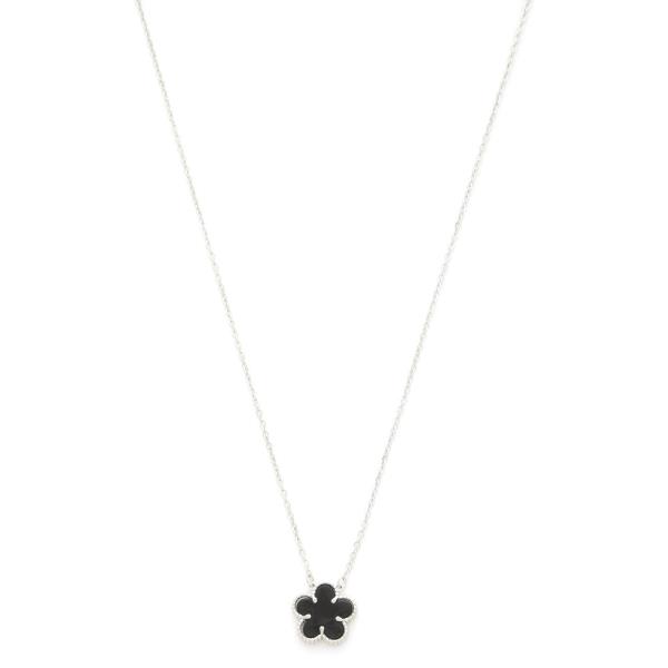 ONE FLOWER NECKLACE