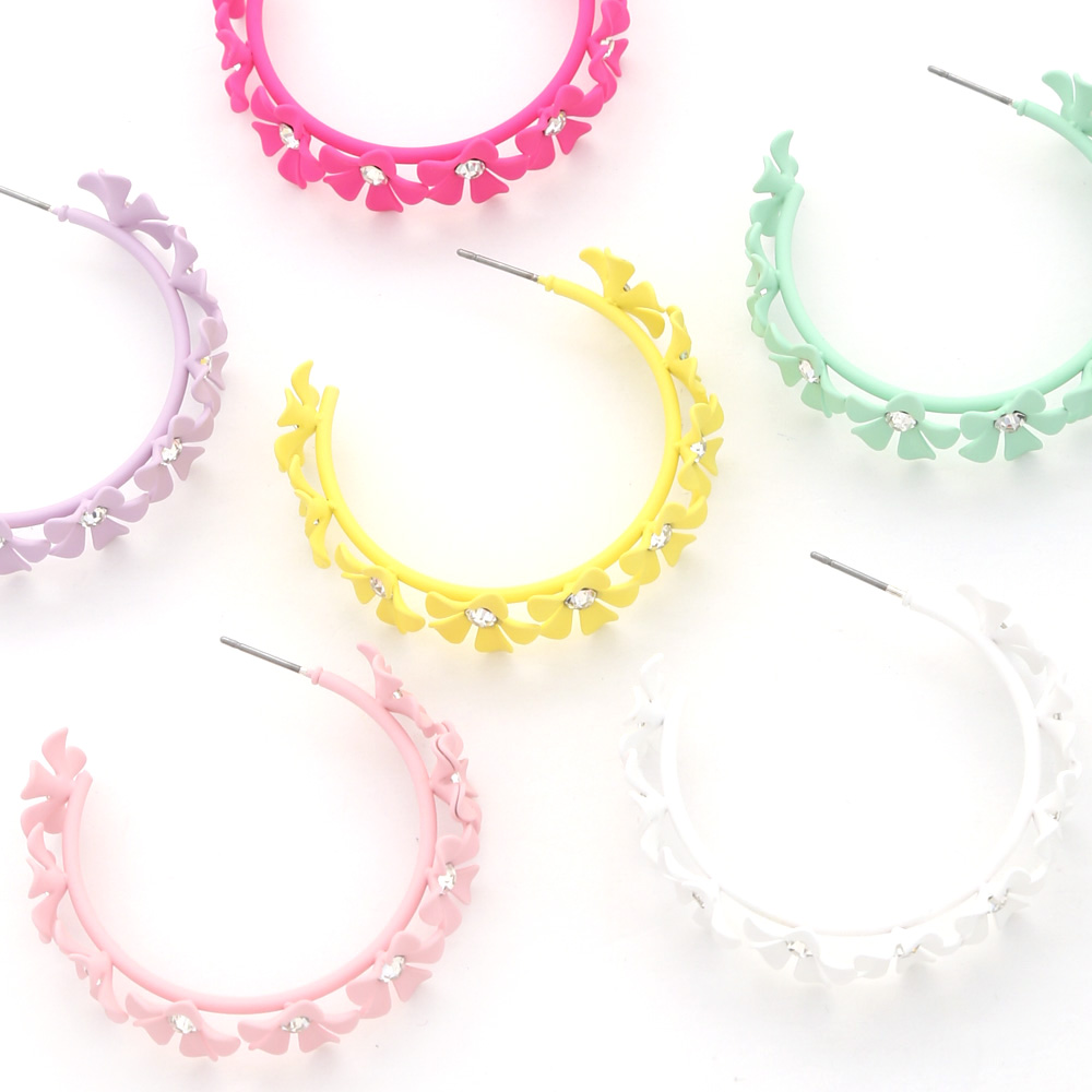 FLOWER CRYSTAL OPEN HOOP EARRING