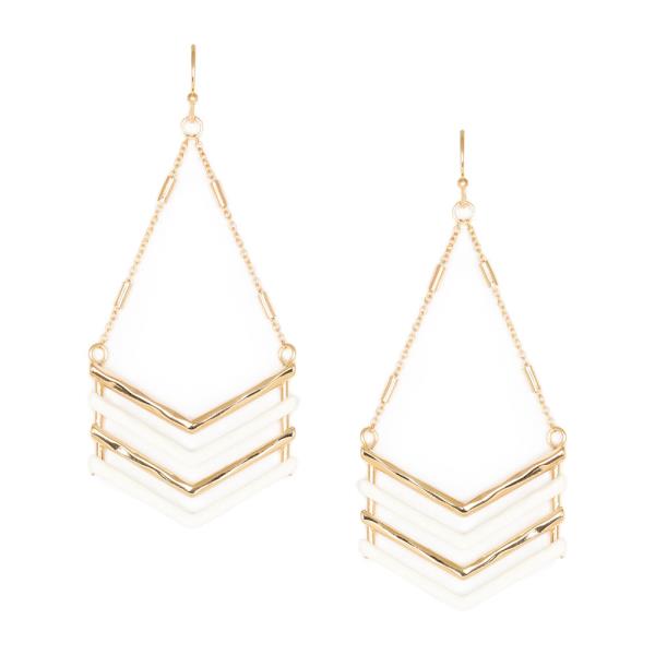 PAINT METAL CHAIN TEXTURE EARRINGS