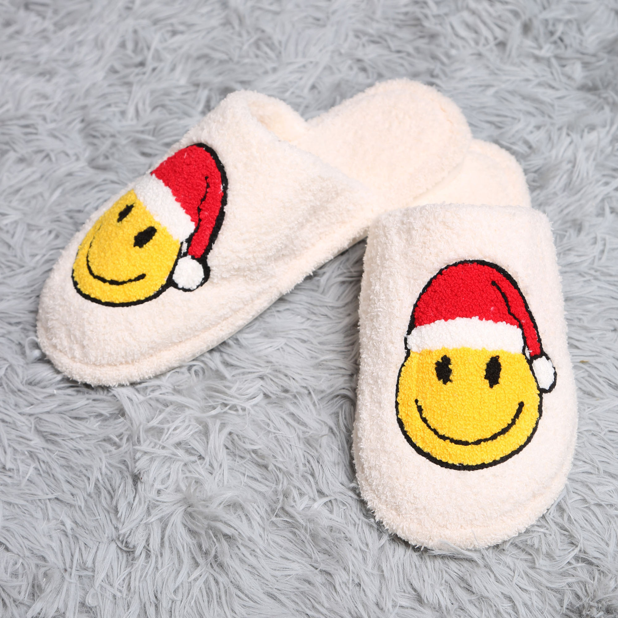 CHRISTMAS  SANTA HAT SMILE PRINT SOFT HOME INDOOR FLOOR SLIPPERS