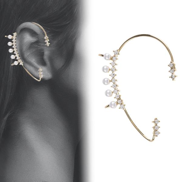CRYSTAL PEARL EARCUFF