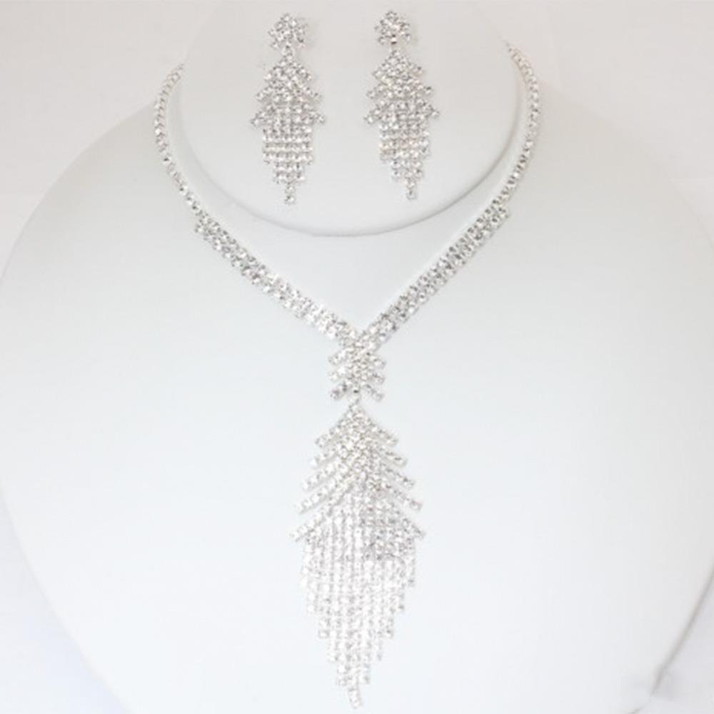 RHINESTONE NECKLACE