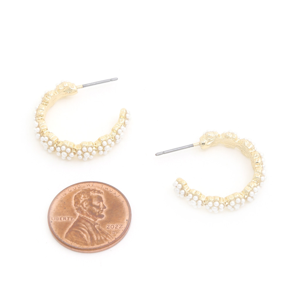 FLOWER PEARL BEAD EDGE HOOP EARRING