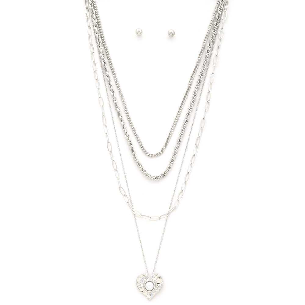 HEART PENDAT OVAL LINK LAYERED NECKLACE