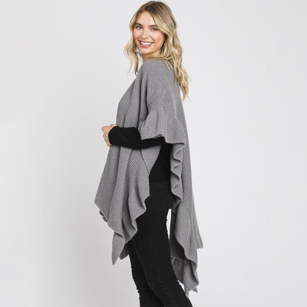 FASHION EDGE WAVY KNIT CAPE