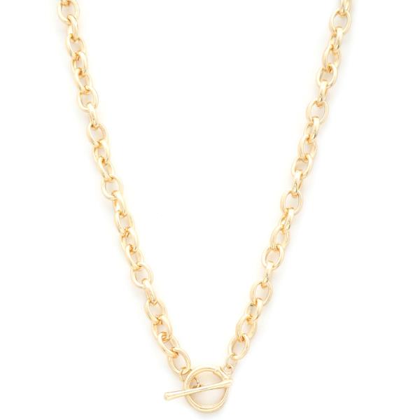 TOGGLE CLASP METAL CHAIN NECKLACE