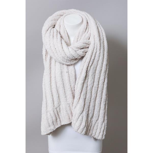 ULTRA SOFT BOUCLE VERTICAL KNIT SCARF