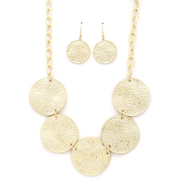 ROUND DISC LINK METAL NECKLACE