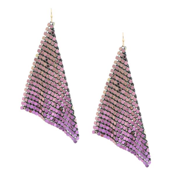 SOFT METAL DANGLE EARRING