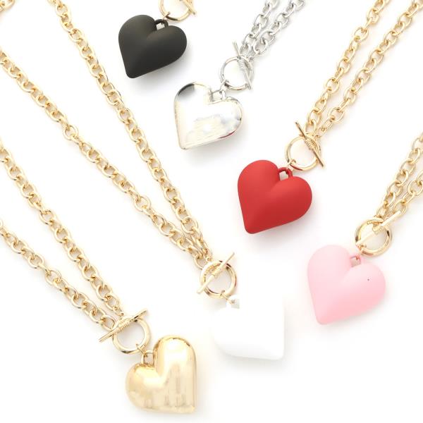 PUFFY HEART PENDANT TOGGLE CLASP NECKLACE