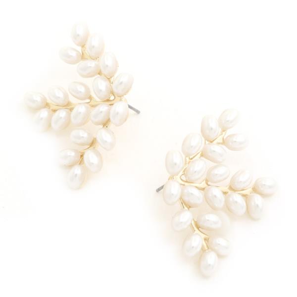 PEARL BEAD LEAF EARRING