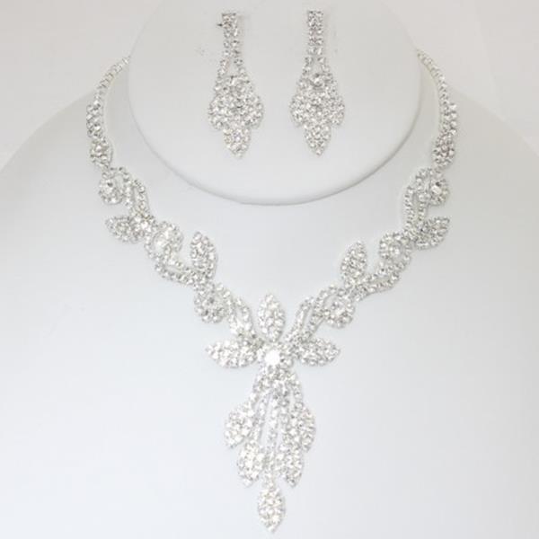 RHINESTONE NECKLACE AND EARRING SET