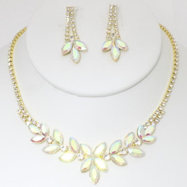 RHINESTONE CRYSTAL NECKLACE AND EARRING SET