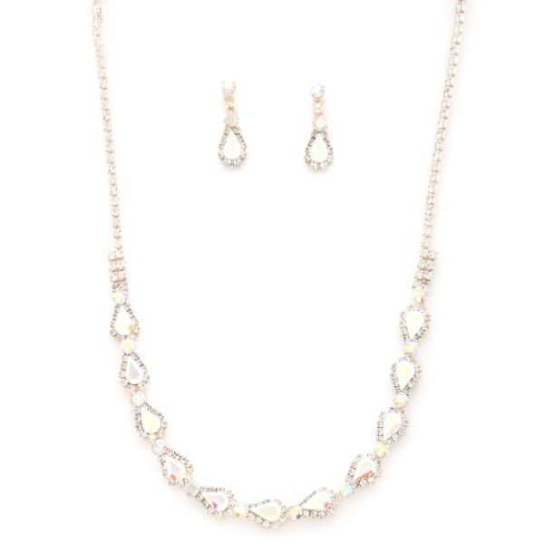 TEARDROP RHINESTONE NECKLACE