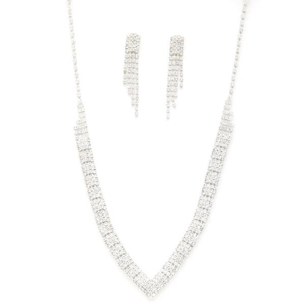 V SHAPE RHINESTONE NECKLACE