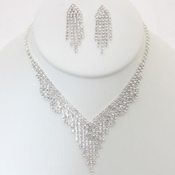 CRYSTAL RHINESTONE FRINGE V NECKLACE EARRING SET