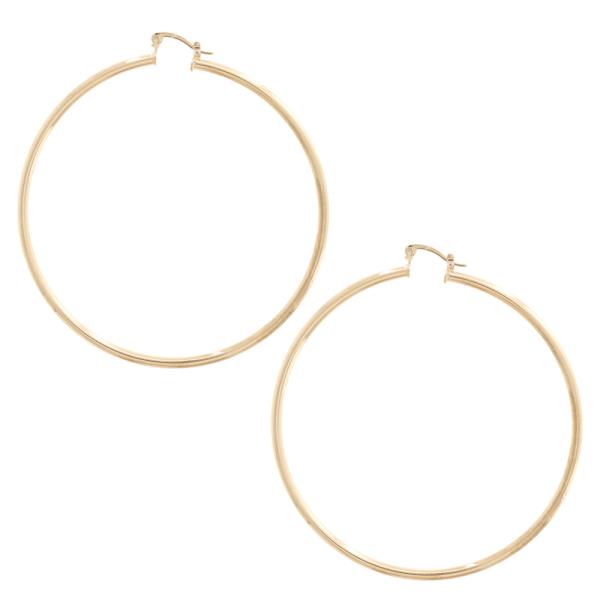 SOLID METAL HOOP EARRING