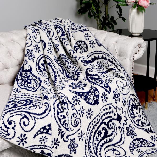 PAISLEY THROW BLANKET