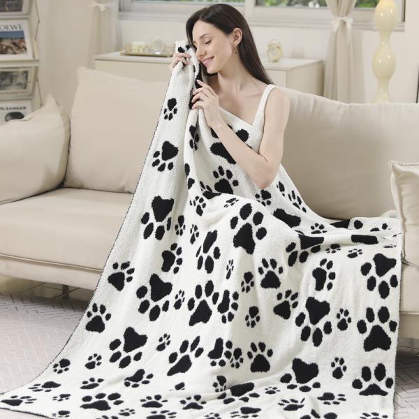 PAW PRINT THROW BLANKET