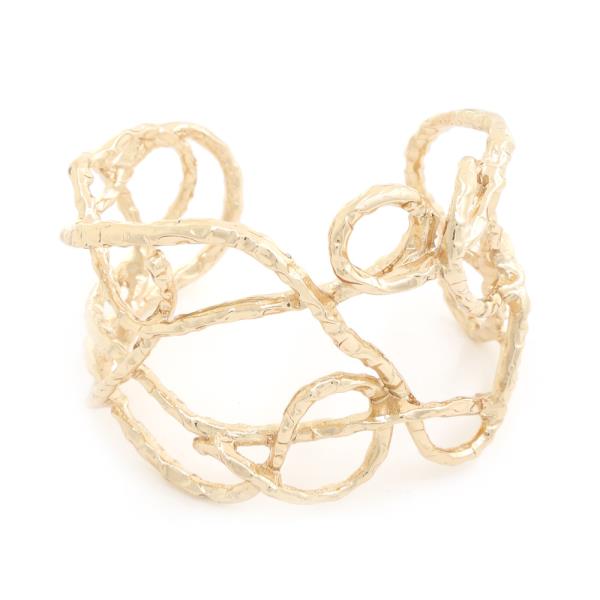 METAL CUFF BRACELET
