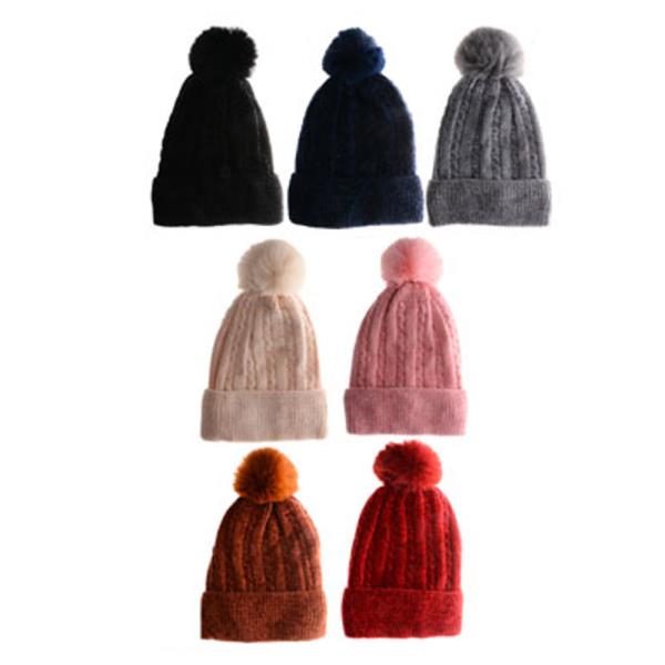 FASHION POM POM BEANIES 1 PC