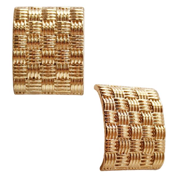 WOVEN PATTERN SQUARE METAL EARRING