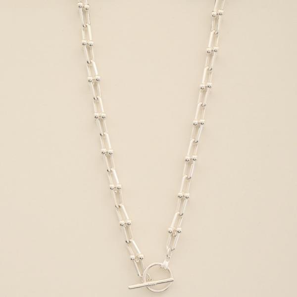 CHAIN LINK NECKLACE