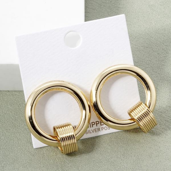 GOLD DIPPED ROUND EARRING
