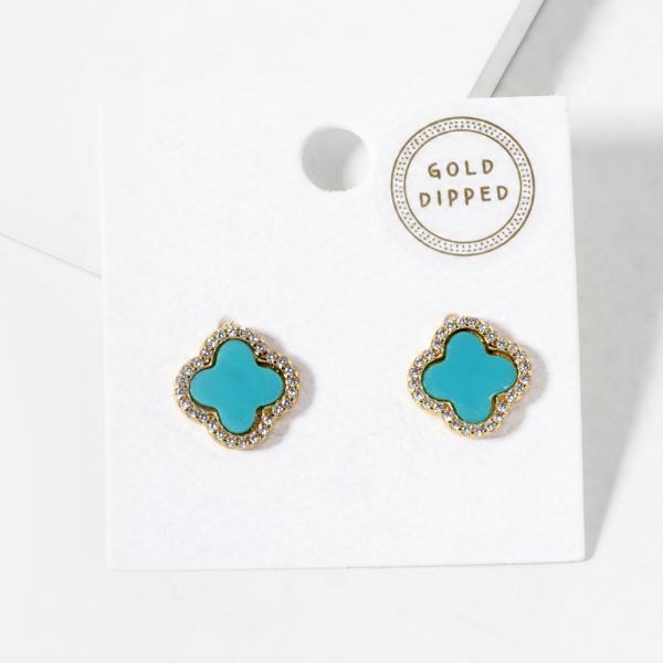 GOLD DIPPED FLOWER STUD EARRING