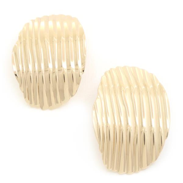 LINED OVAL METAL EARRING