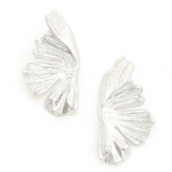 FLOWER METAL EARRING