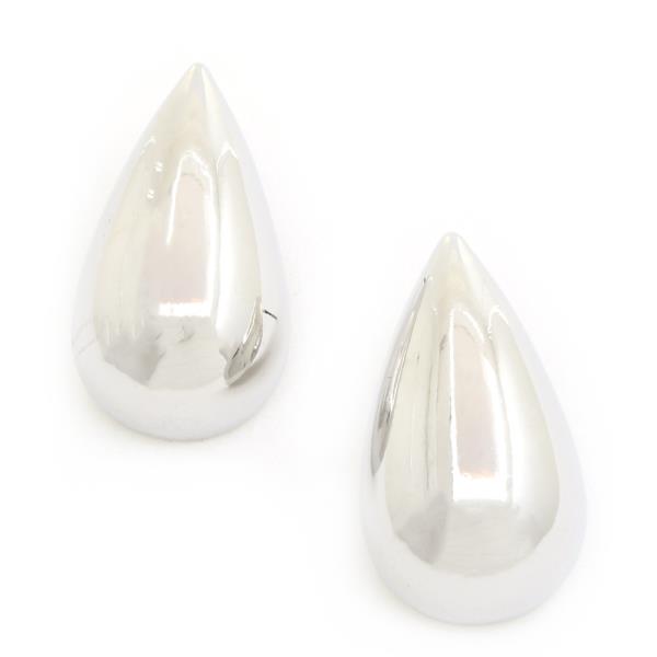 TEARDROP METAL EARRING