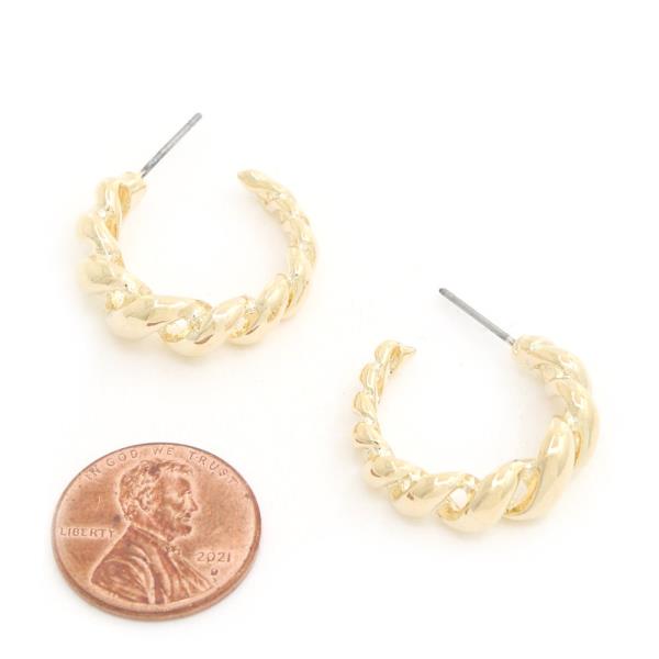 SODAJO TWISTED GOLD DIPPED EARRING