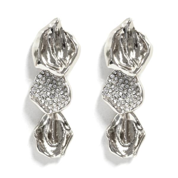 LEAF SHAPE METAL RHHINESTONE EARRING