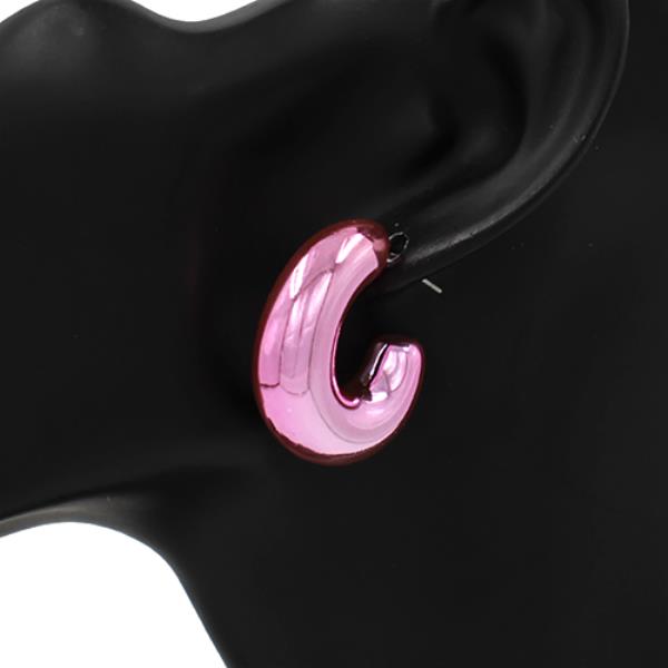 PUFFY C HOOP EARRING