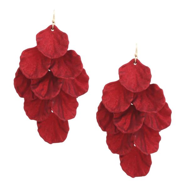 PETAL DANGLE EARRING