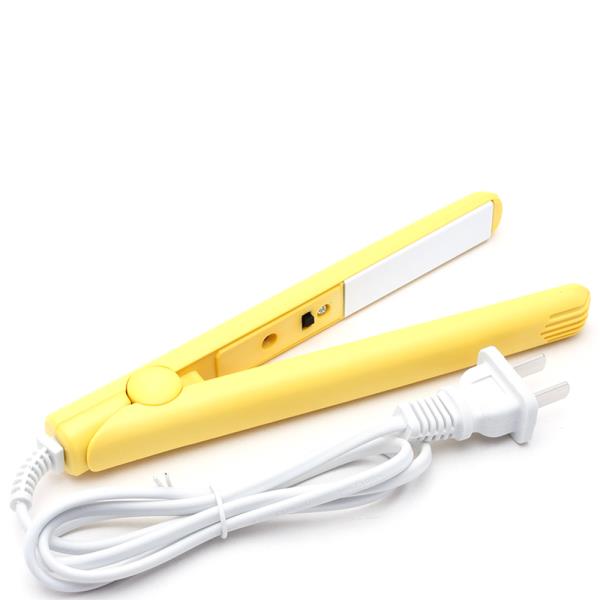 HAIR COLORED STRAIGHTNER