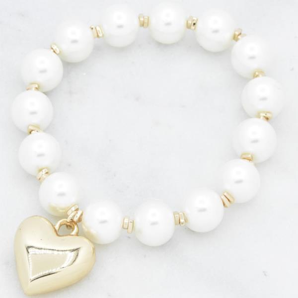 PEARL HEART CHARM BRACELET
