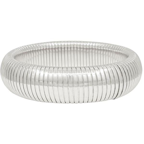 WATER RESISTANT 20 MM BOLD GOLD METAL STRETCH BANGLE