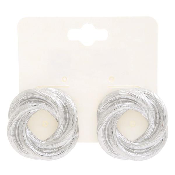 LINED KNOT METAL EARRING