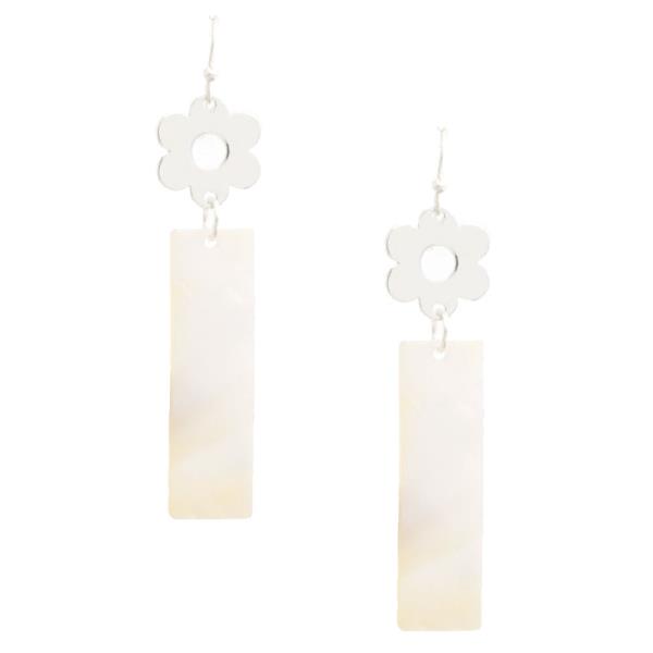 DAISY FLOWER RECTANGLE BAR EARRING