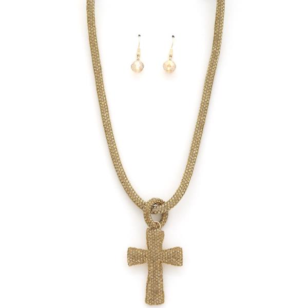 RHINESTONE CROSS PENDANT NECKLACE